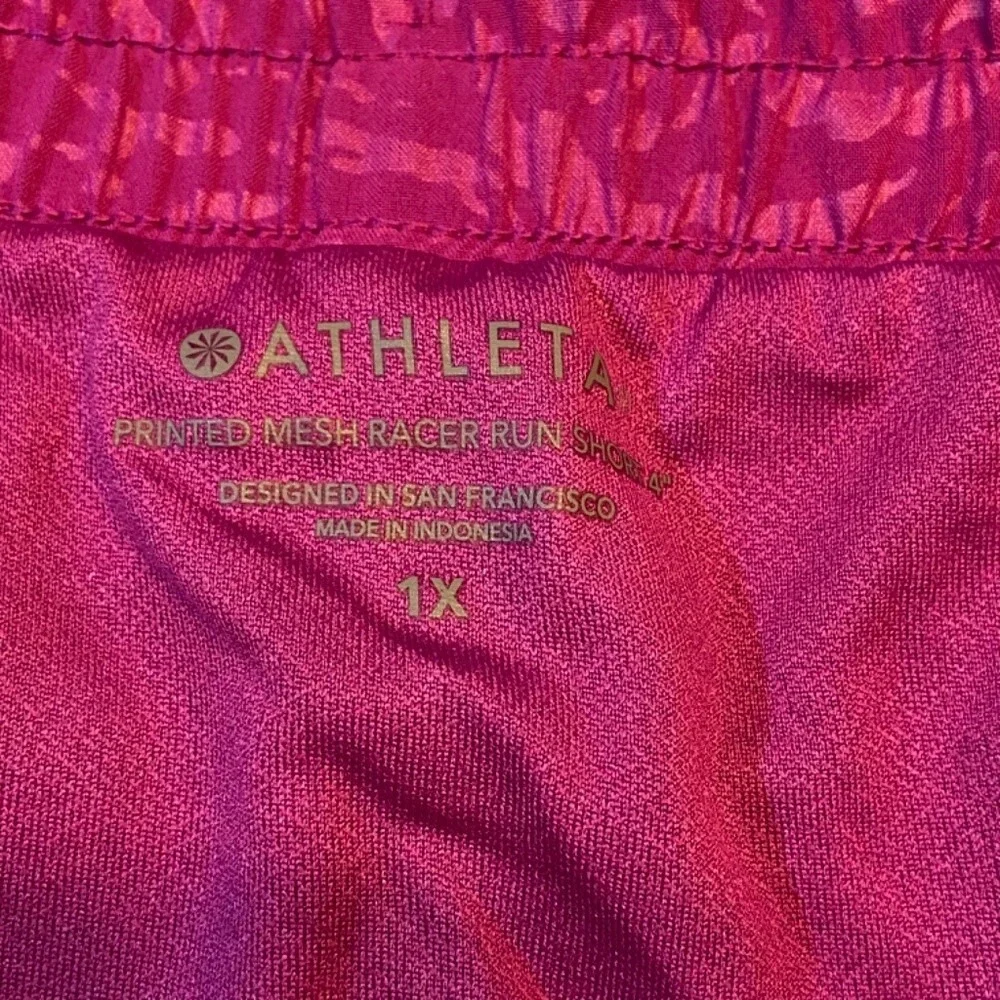 Athleta Women 4